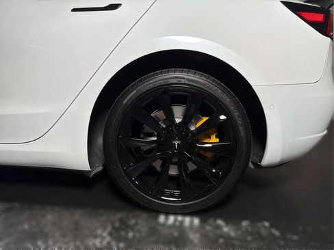 Used 2020 Tesla Model 3 Standard Range Plus RWD image 23