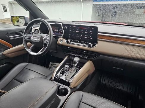 Used 2023 GMC Canyon Denali AWD/4WD image 16