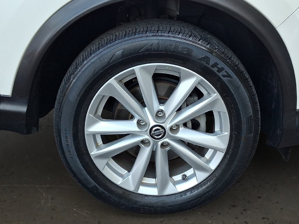Used 2019 Nissan Rogue Sport SV AWD/4WD image 10