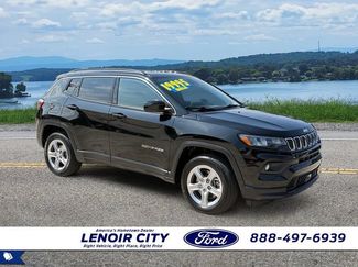 Used 2024 Jeep Compass Latitude AWD/4WD video 1
