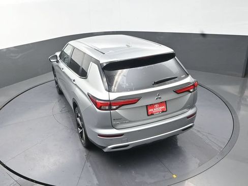 Used 2024 Mitsubishi Outlander SE AWD/4WD image 27