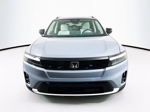 Used 2025 Honda Prologue Elite image 2