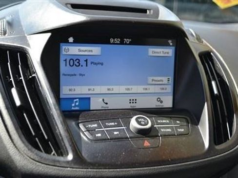 Used 2018 Ford Escape SE w/ SE Sync 3 Package FWD image 14