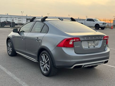 Used 2016 Volvo S60 T5 Cross Country Platinum image 5