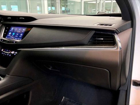 Used 2022 Cadillac XT5 Premium Luxury w/ Technology Package image 33