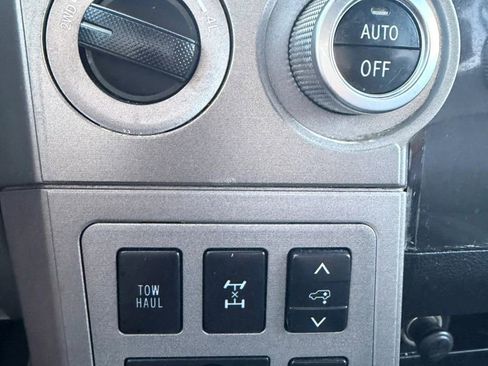 Used 2016 Toyota Sequoia Platinum AWD/4WD image 33