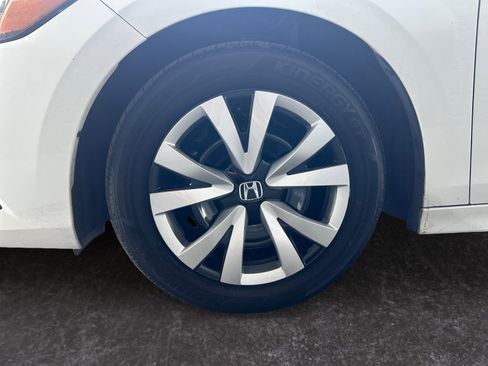 Used 2023 Honda Civic LX image 14