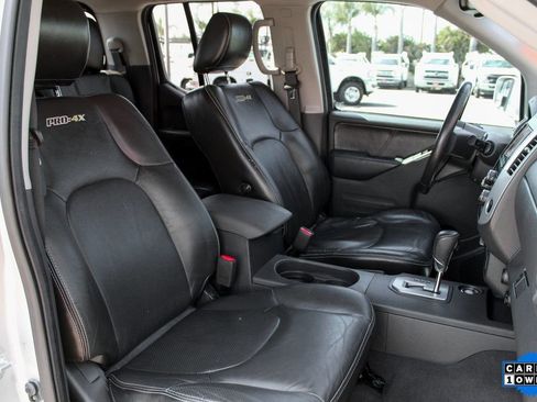 Used 2021 Nissan Frontier PRO-4X w/ Pro-4x Utility Package image 31