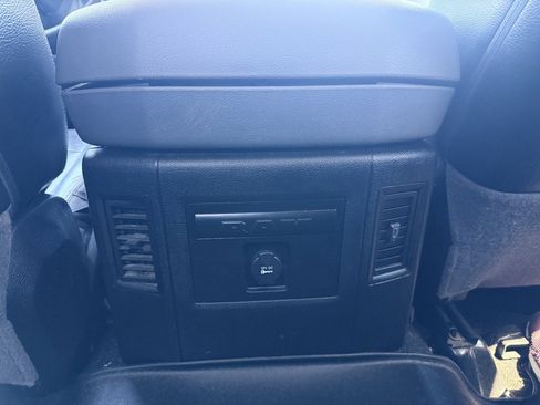 Used 2016 RAM 1500 Lone Star image 5