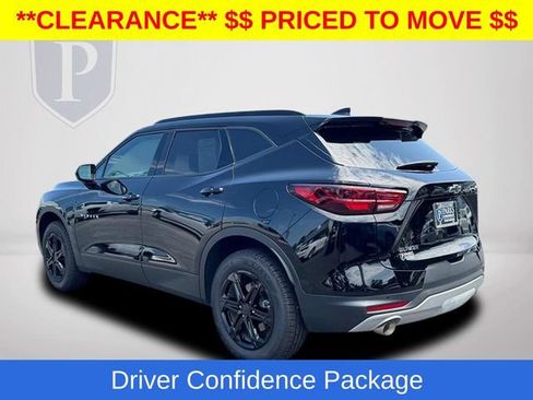 Certified 2024 Chevrolet Blazer LT w/ Convenience Package FWD image 12