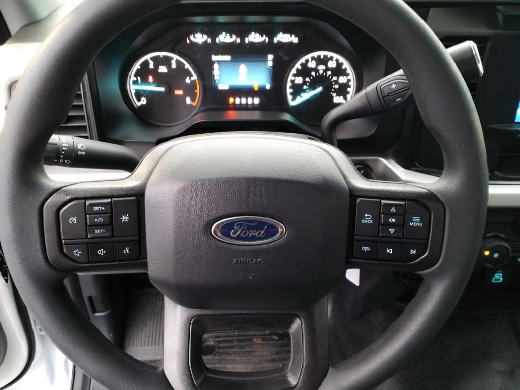 New 2024 Ford F550 Luxury RWD image 8