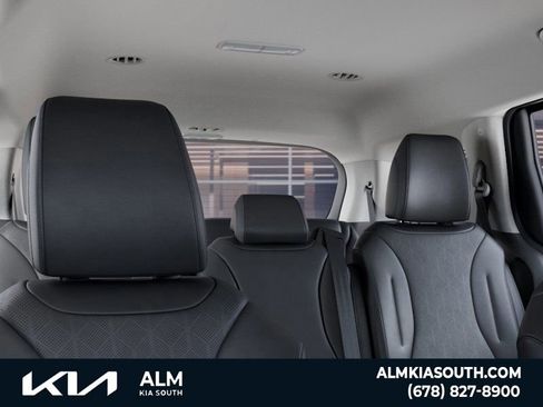 New 2026 Kia Carnival EX image 27