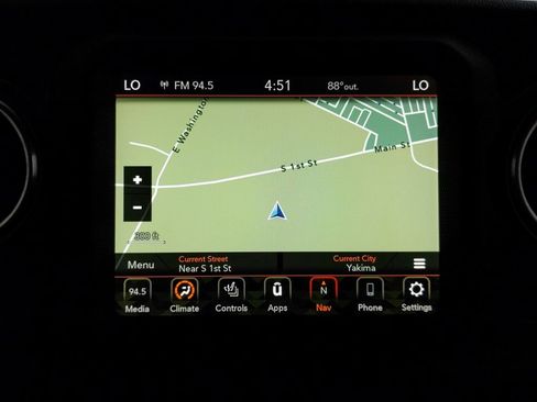 Used 2020 Jeep Wrangler Unlimited Sahara AWD/4WD image 19