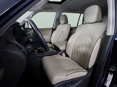 Used 2024 Nissan Armada Platinum w/ Cargo Package image 11