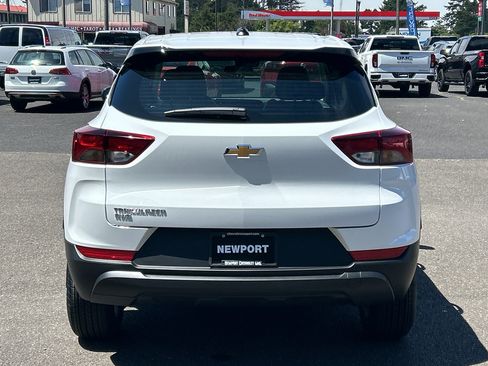 New 2026 Chevrolet TrailBlazer LS AWD/4WD image 4