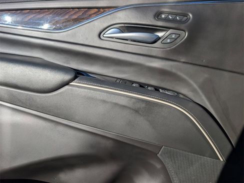 Certified 2023 Cadillac Escalade ESV Sport Platinum image 12