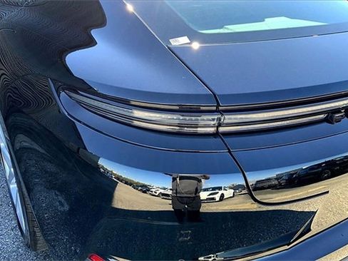 Used 2025 Porsche Panamera 4 image 19