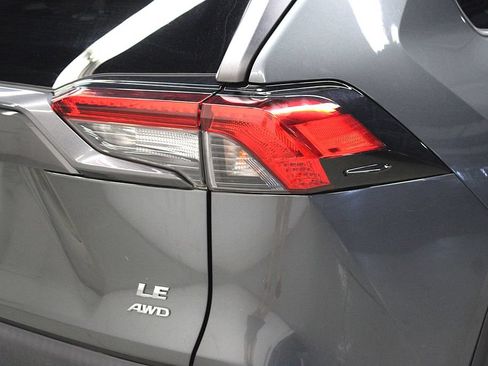 Used 2020 Toyota RAV4 LE w/ All Weather Liner Package AWD/4WD image 35
