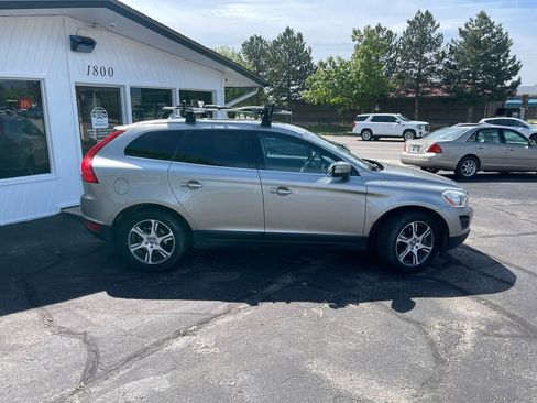 Used 2013 Volvo XC60 T6 Premier Plus AWD/4WD image 2