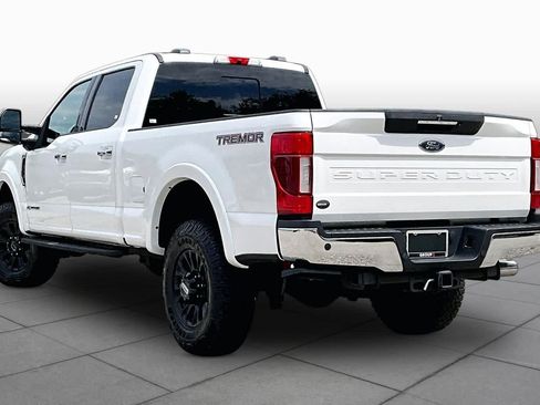 Used 2021 Ford F250 Lariat w/ Tremor Off-Road Package AWD/4WD image 12