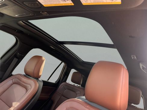 New 2026 Lincoln Aviator Reserve RWD image 19