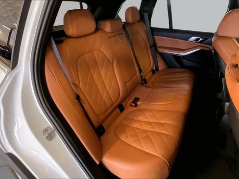 Used 2023 BMW X5 xDrive40i w/ Premium Package AWD/4WD image 18