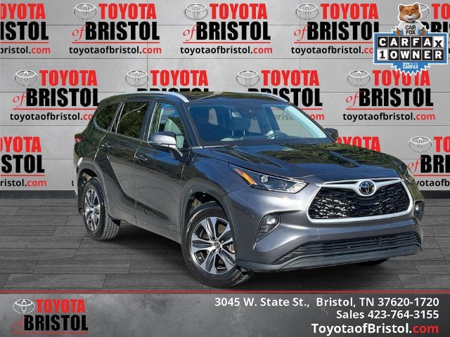 Used 2023 Toyota Highlander XLE AWD/4WD image 1
