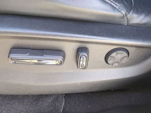 Used 2022 Honda CR-V Touring image 18