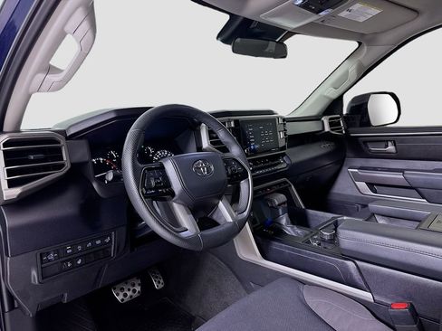 Used 2022 Toyota Tundra SR5 image 7