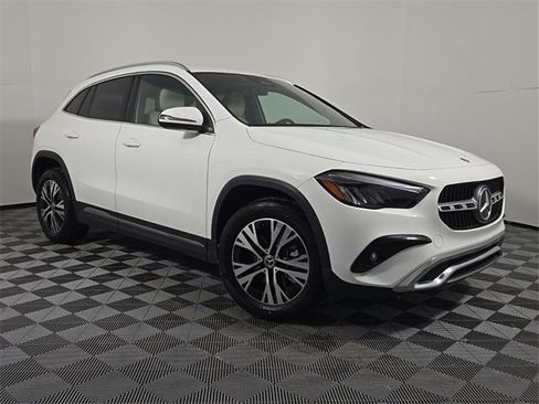 Used 2025 Mercedes-Benz GLA 250 GLA 250 image 9