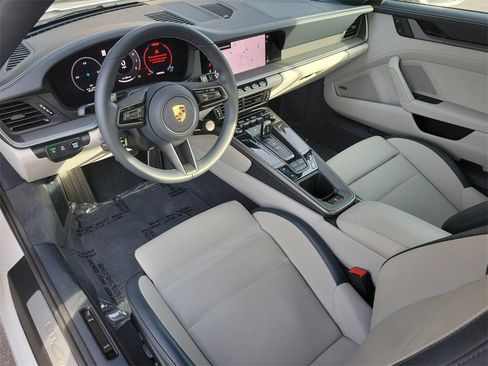 Certified 2025 Porsche 911 Carrera image 5