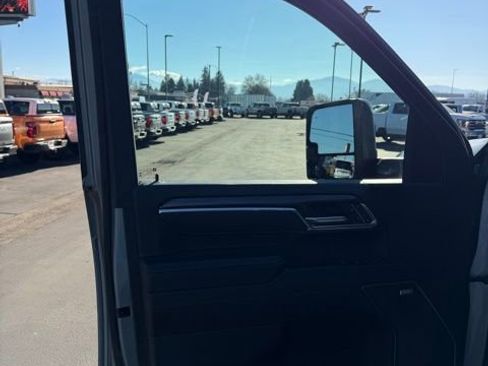 Used 2024 Chevrolet Silverado 3500 LTZ w/ LTZ Premium Package image 5