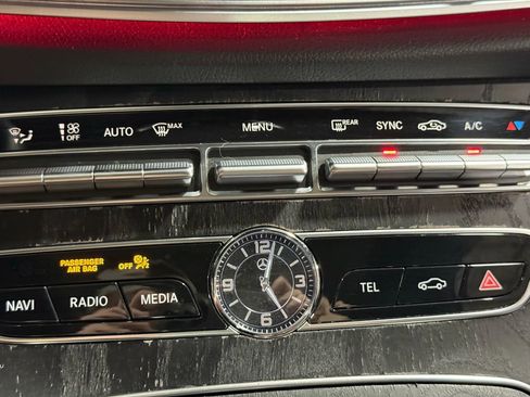 Used 2019 Mercedes-Benz E 300 4MATIC w/ Premium 1 Package image 42