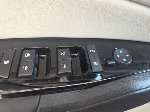 Certified 2025 Kia Sportage EX FWD image 27