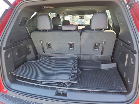 New 2026 Chevrolet Traverse Z71 w/ Enhanced Driving Package image 6