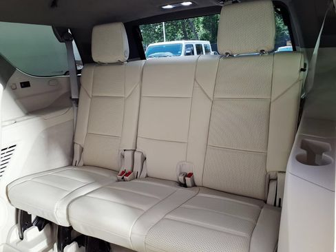 Used 2025 Cadillac Escalade Sport Platinum AWD/4WD image 7