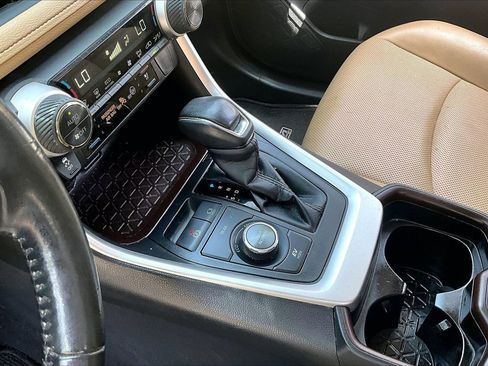 Used 2020 Toyota RAV4 Limited w/ Limited Grade Weather Package image 15