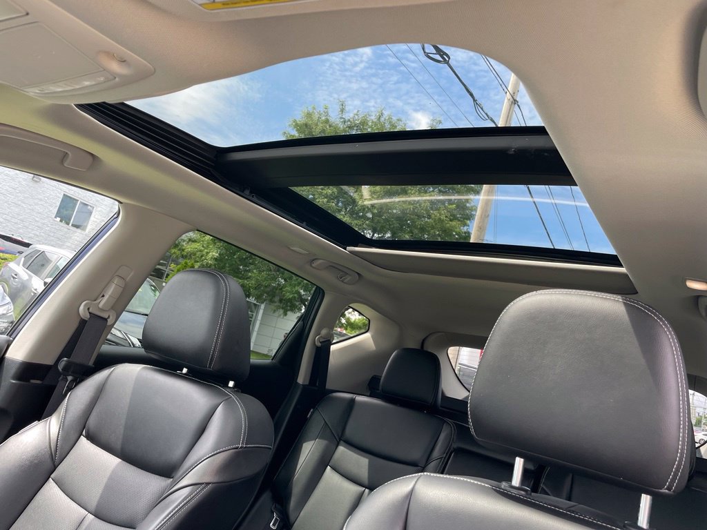 Certified 2023 Nissan Murano SL w/ Cargo Package AWD/4WD image 28