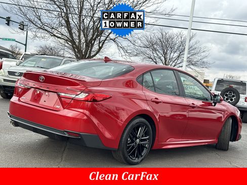 Used 2025 Toyota Camry SE w/ Multimedia Upgrade Package image 3