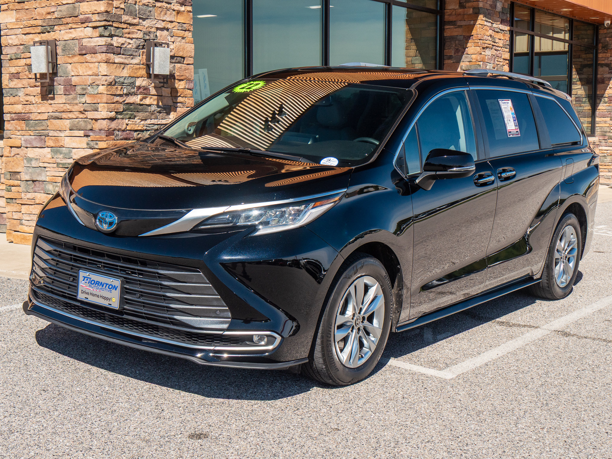 Used 2022 Toyota Sienna Limited AWD/4WD image 7