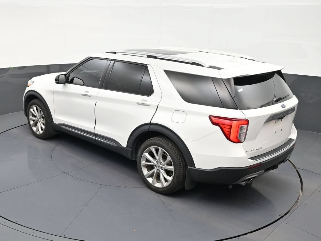 Used 2022 Ford Explorer Platinum w/ Equipment Group 601A AWD/4WD image 14