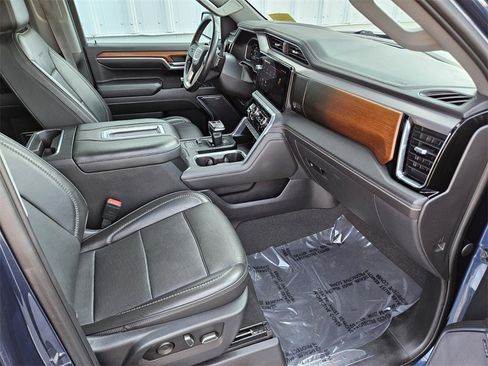 Used 2022 GMC Sierra 1500 Denali w/ Technology Package image 11