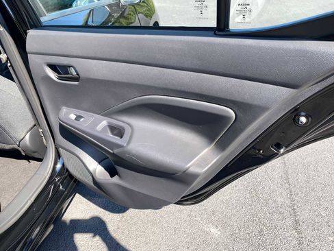 Used 2024 Nissan Versa S w/ Trunk Package image 32