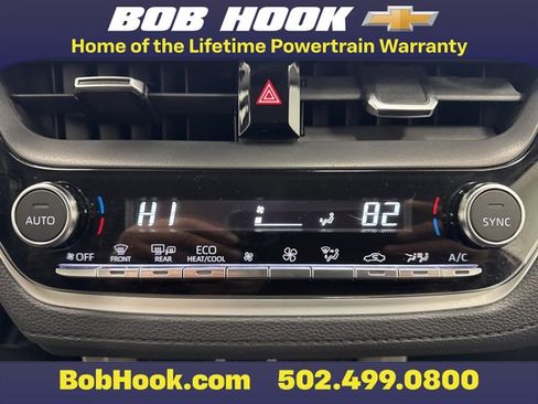 Used 2024 Toyota Corolla Cross XLE image 18