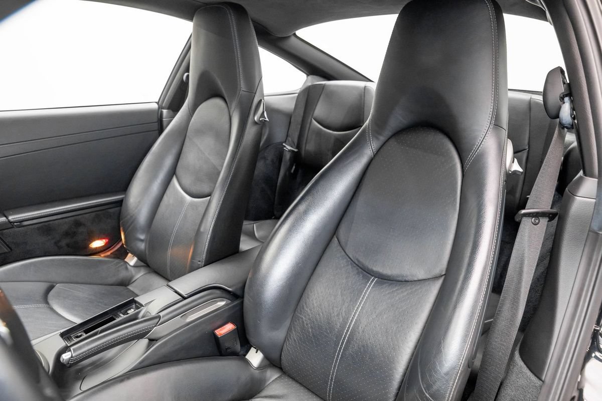 Used 2005 Porsche 911 Carrera RWD image 15