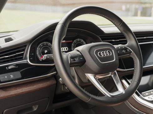 Used 2025 Audi Q7 3.0T Premium Plus AWD/4WD image 10