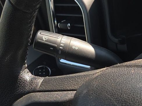 Used 2015 Ford F150 XLT w/ Equipment Group 301A Mid AWD/4WD image 34