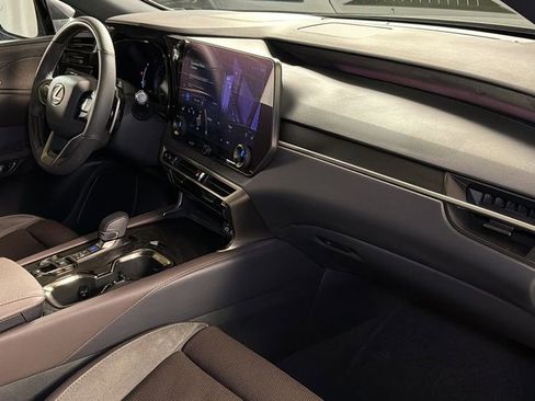 Certified 2023 Lexus RX 350 AWD image 9