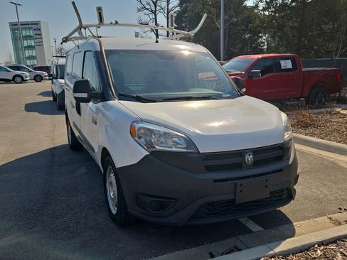 Used 2018 RAM ProMaster City Tradesman image 4
