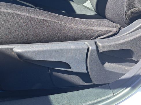 Used 2025 Nissan Sentra S image 14